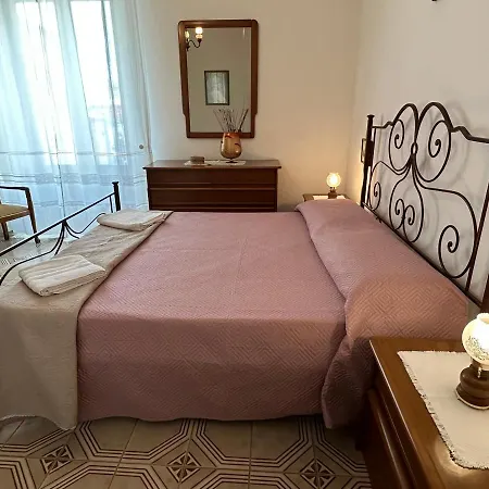 Da Lella E Tore Holiday home Gallipoli